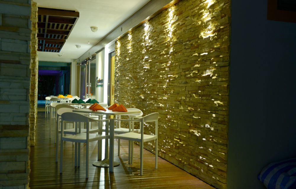 Seahouse Maldives Topdeck Hotel Malé Extérieur photo